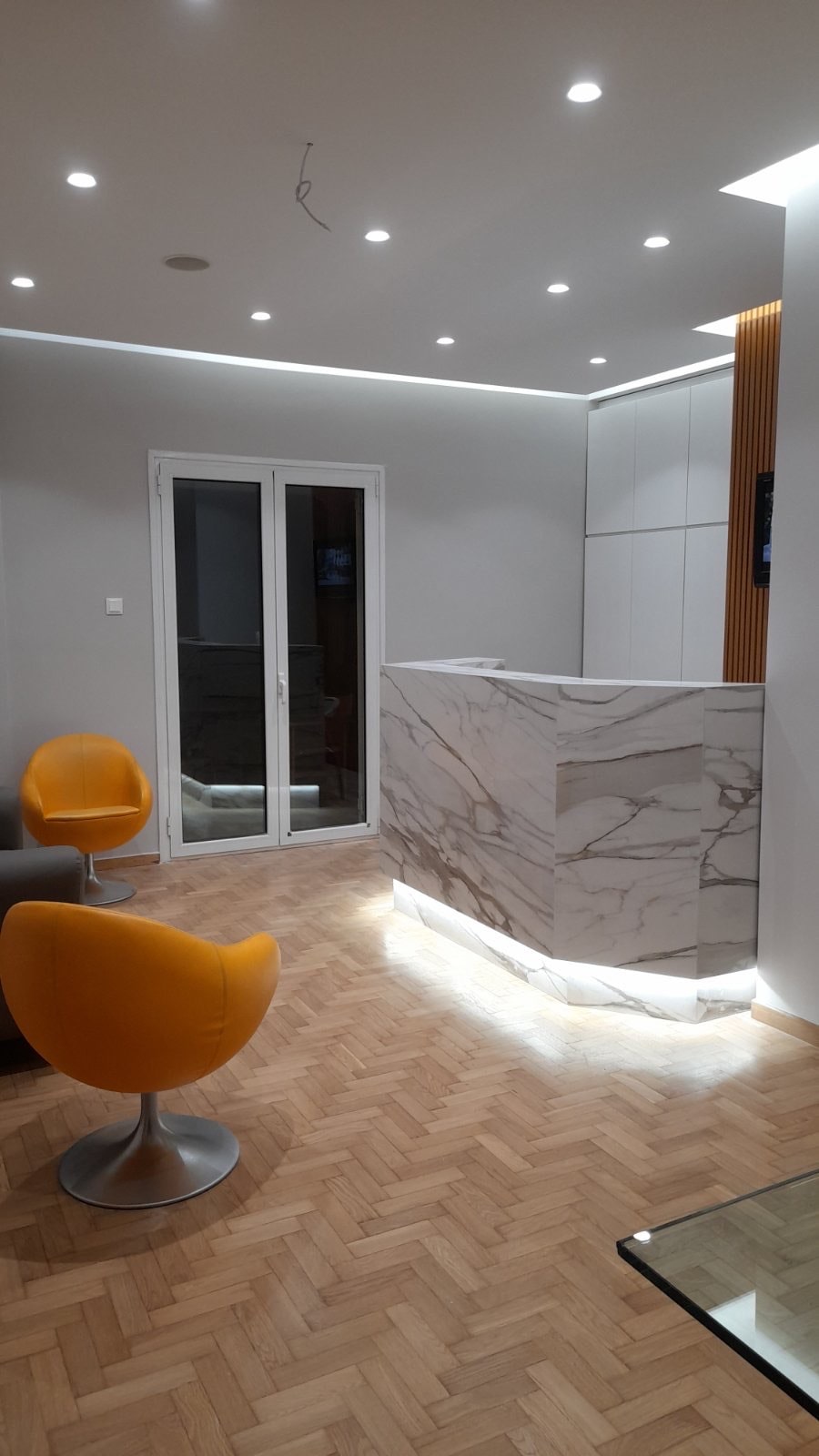 ktiriaki-anagennisi-kataskeyi-iatreiou-70-tetragonika-ston-peiraia (2)-min